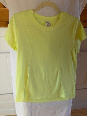 Reebok Neon Yellow Women's Active Short Sleeve Tee